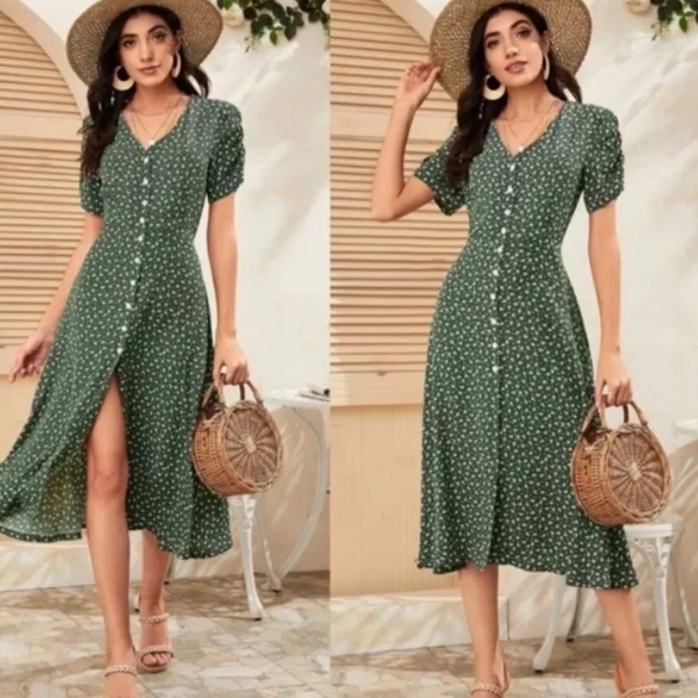 Boho Blue floral print button up v neck dress - Picture 3 of 6